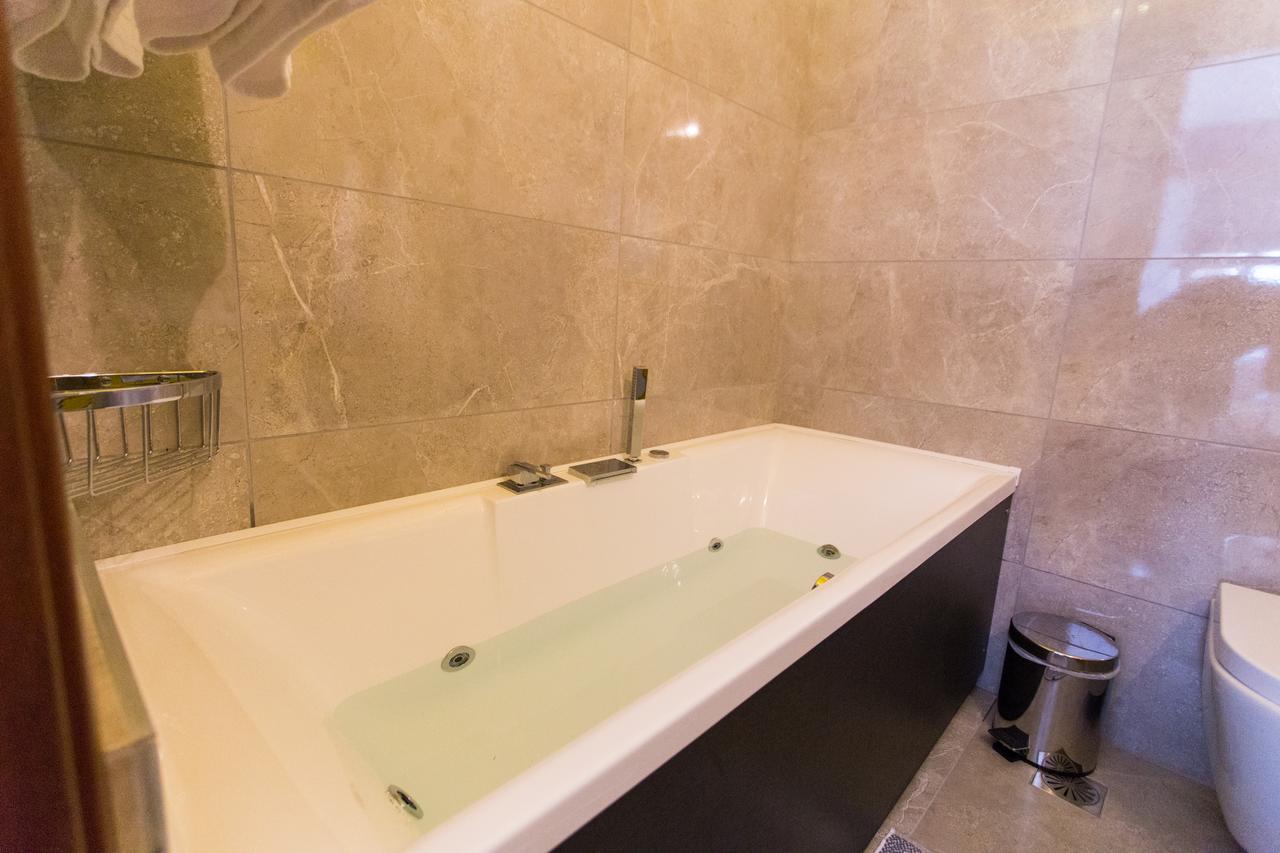 Abi Luxury Villas Monodendri Pokoj fotografie